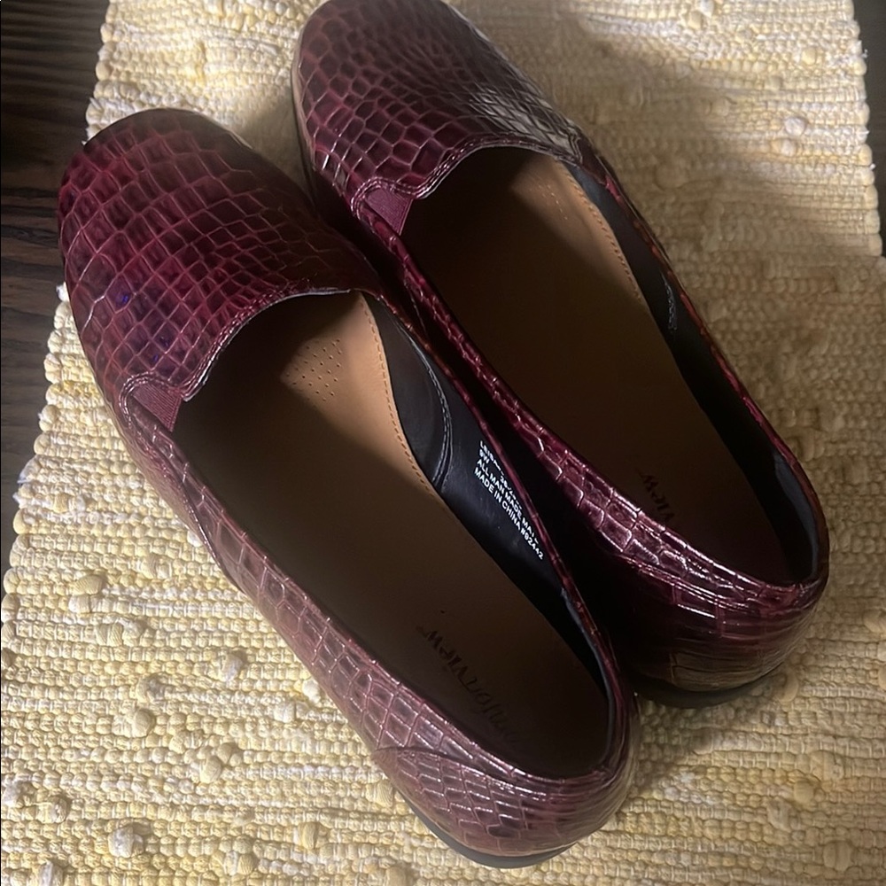Comfortview Women's Burgundy Loafers